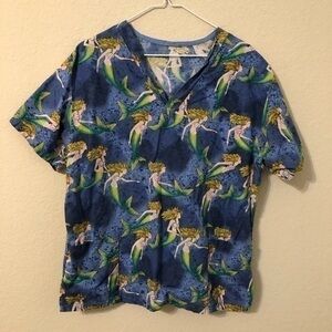 Scrubs Top Mermaid Print Blue Short Sleeve V-Neck Front Pockets Nurse Medical